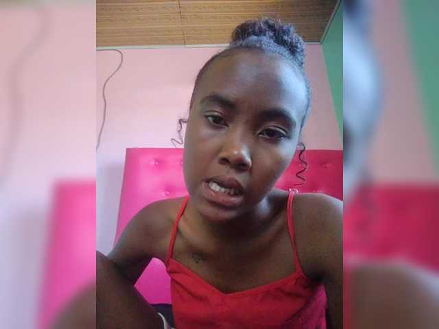 Stella11's BongaCams show and profile