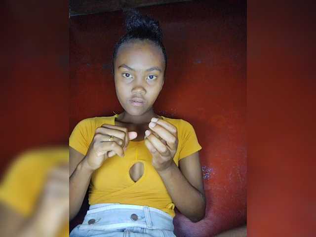 Stella11's BongaCams show and profile