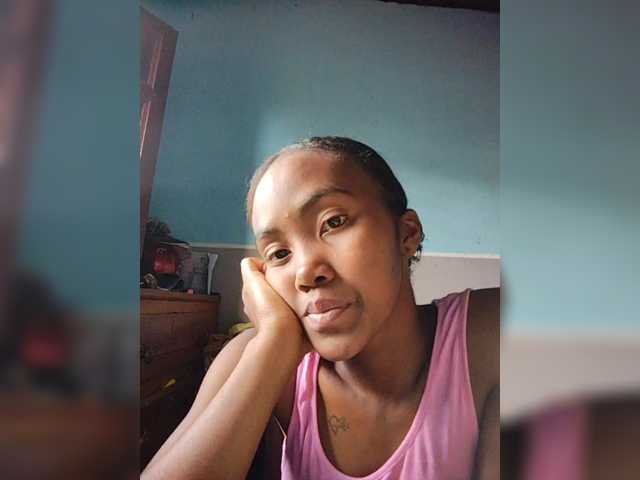 Stella11's BongaCams show and profile