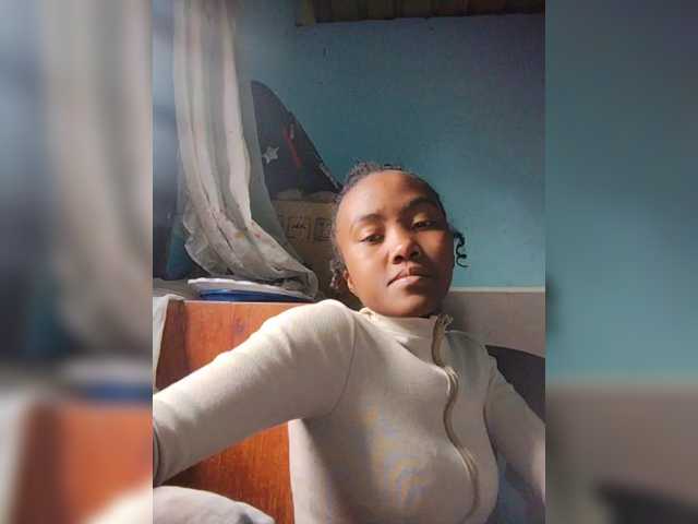 Stella11's BongaCams show and profile