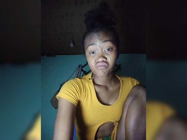 Stella11's BongaCams show and profile