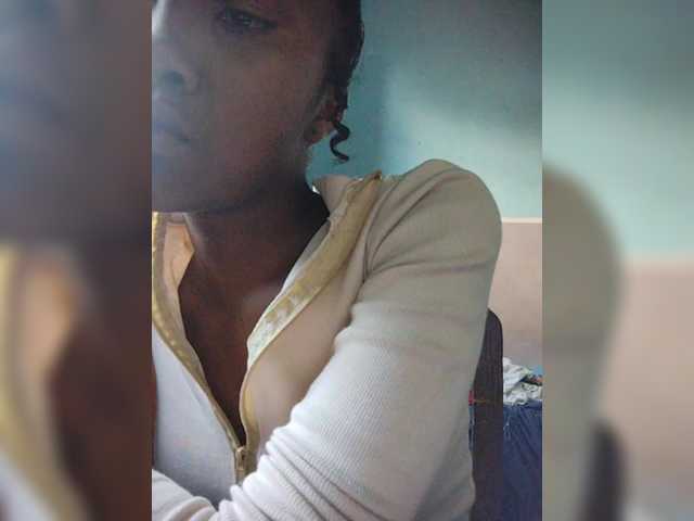 Stella11's BongaCams show and profile