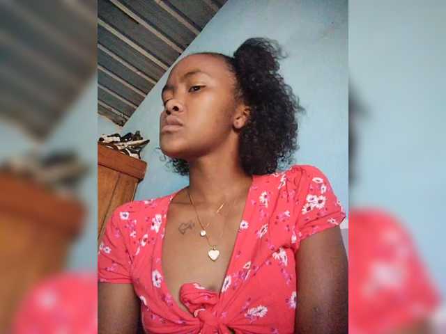 Stella11's BongaCams show and profile