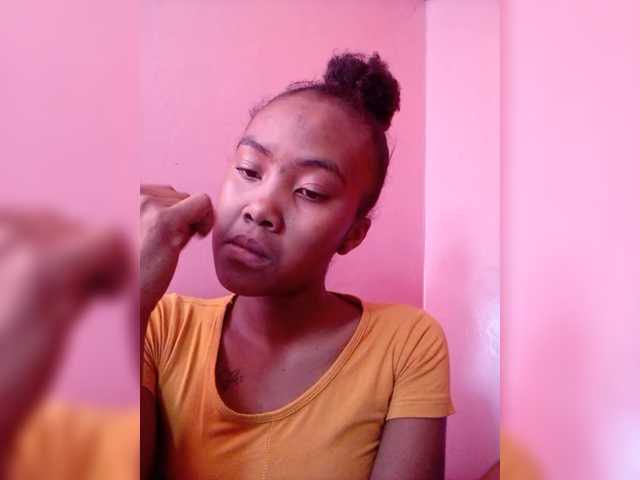 Stella11's BongaCams show and profile