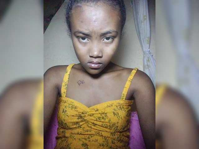 Stella11's BongaCams show and profile