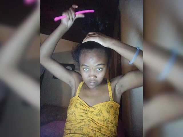 Stella11's BongaCams show and profile