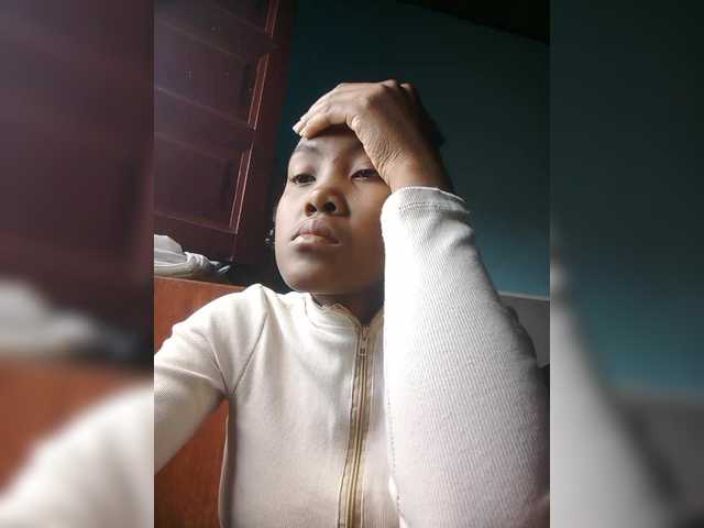 Stella11's BongaCams show and profile