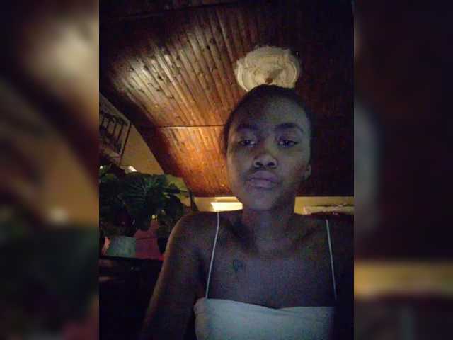 Stella11's BongaCams show and profile