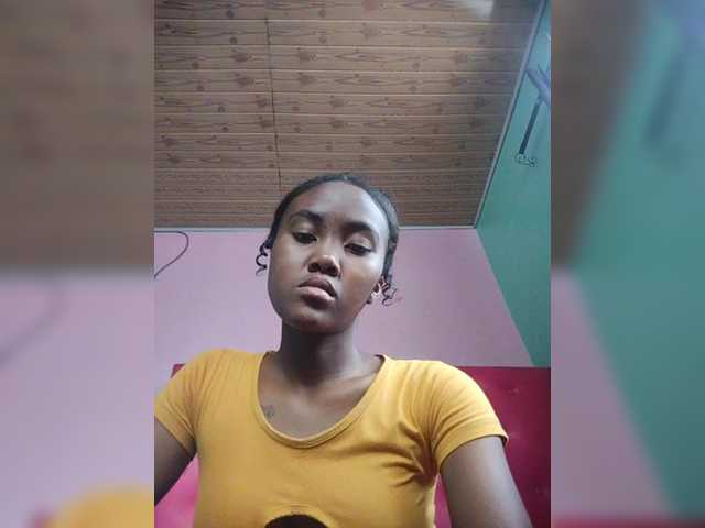 Stella11's BongaCams show and profile