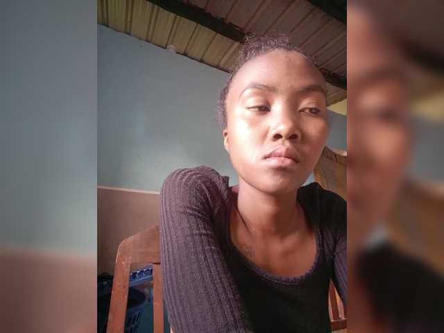 Stella11's BongaCams show and profile