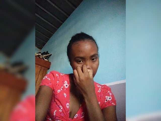 Stella11's BongaCams show and profile