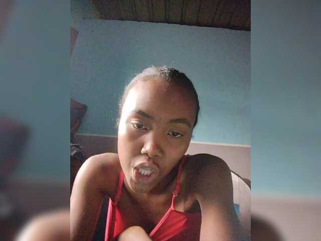 Stella11's BongaCams show and profile