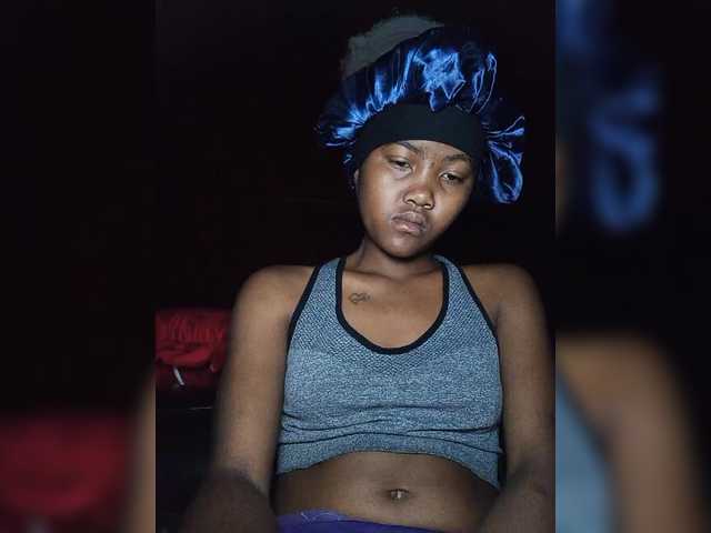 Stella11's BongaCams show and profile