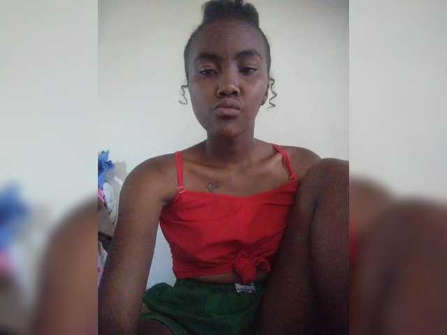 Stella11's BongaCams show and profile