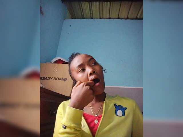 Stella11's BongaCams show and profile