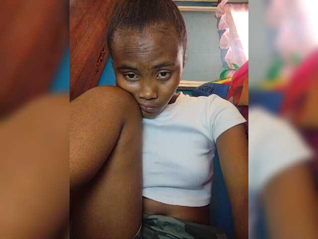 Stella11's BongaCams show and profile