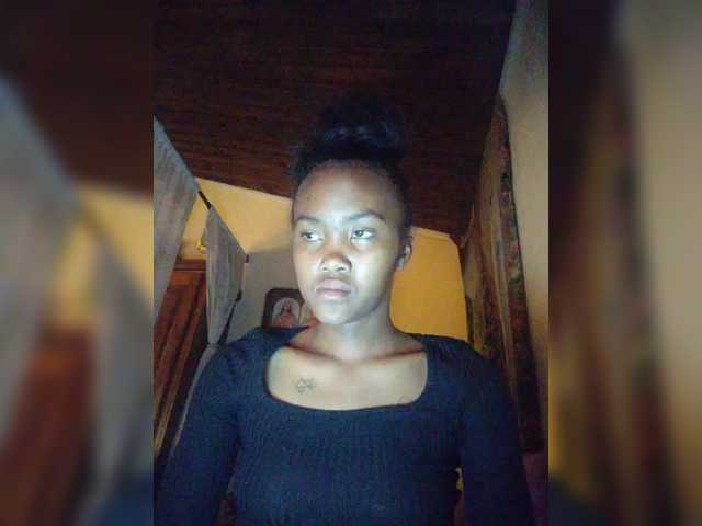 Stella11's BongaCams show and profile