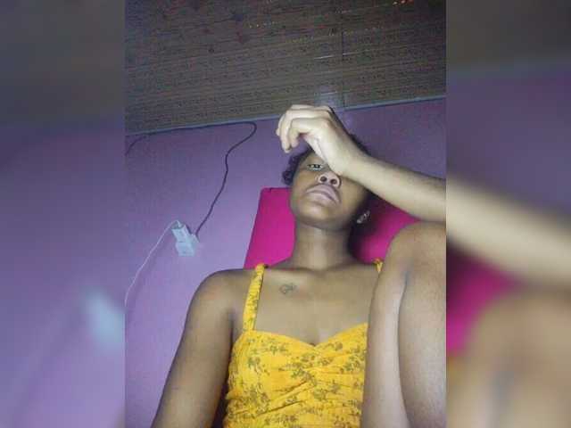 Stella11's BongaCams show and profile