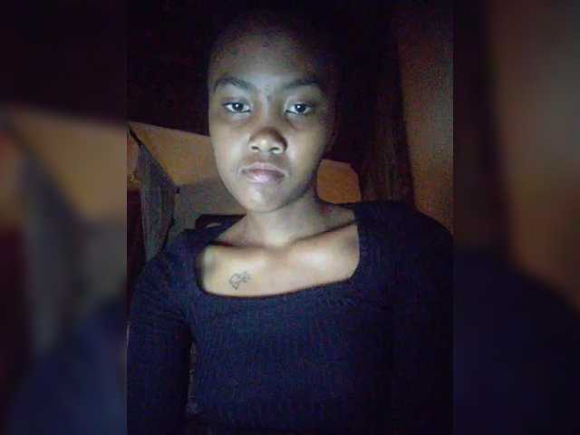 Stella11's BongaCams show and profile