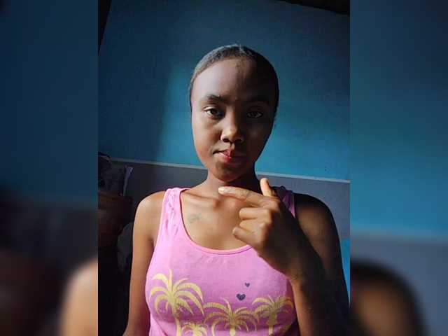 Stella11's BongaCams show and profile