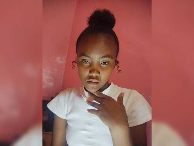 Stella11's BongaCams show and profile