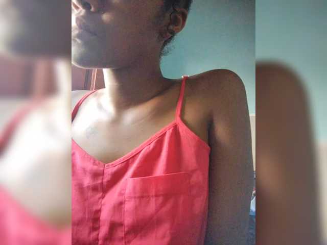 Stella11's BongaCams show and profile