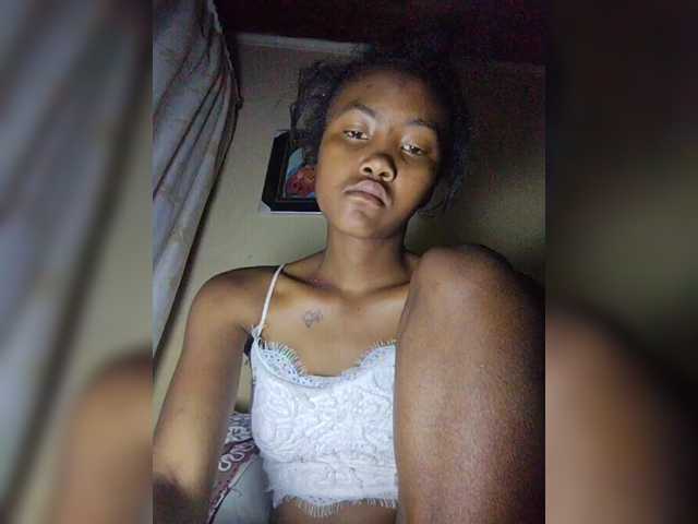 Stella11's BongaCams show and profile