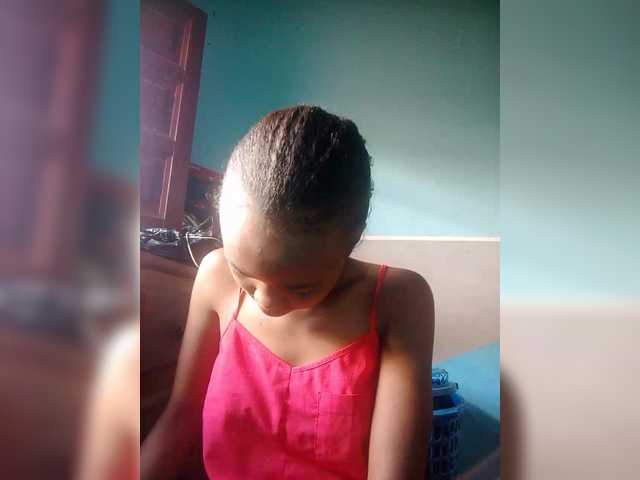 Stella11's BongaCams show and profile