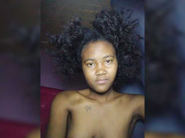 Stella11 live cam profile