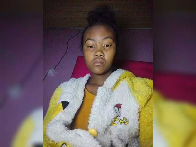 Stella11's BongaCams show and profile