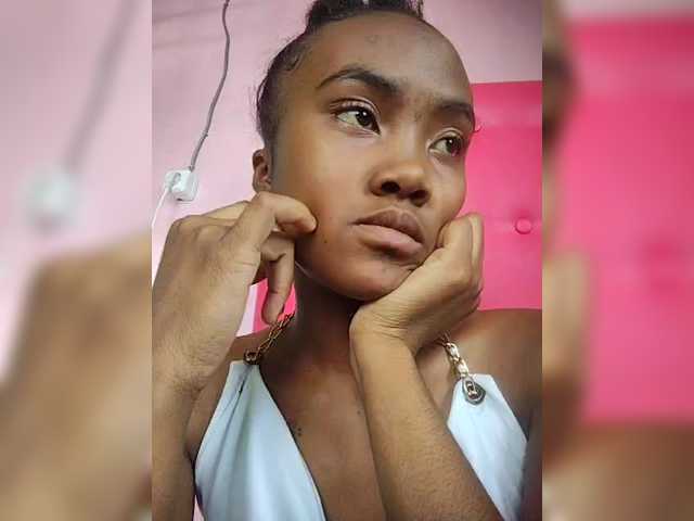 Stella11's BongaCams show and profile