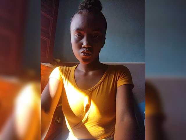 Stella11's BongaCams show and profile