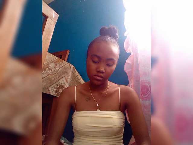 Stella11's BongaCams show and profile