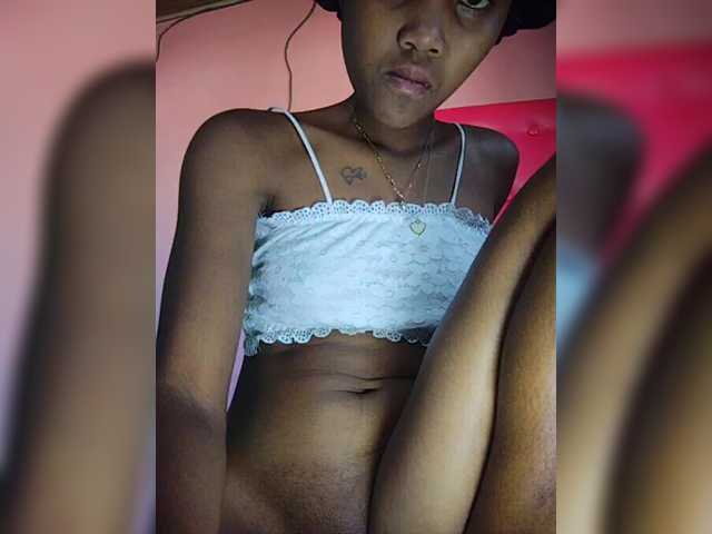 Stella11's BongaCams show and profile