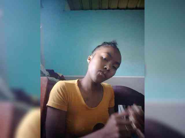 Stella11 Live Webcam on BongaCams