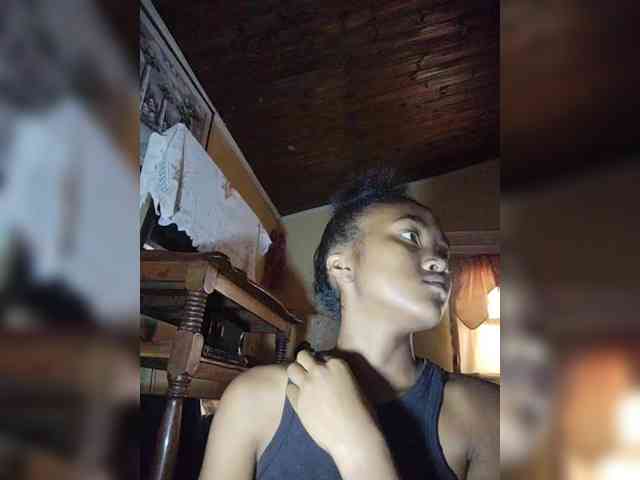 Stella11 Live Webcam on BongaCams