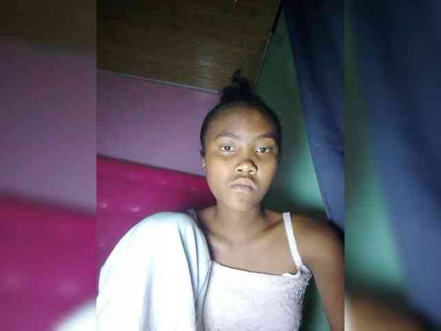 Stella11 Live Webcam on BongaCams