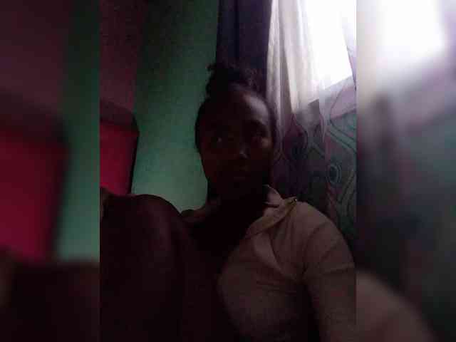 Stella11 Live Webcam on BongaCams