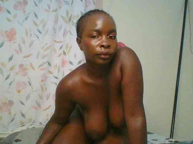 Bigbootydimples webcam