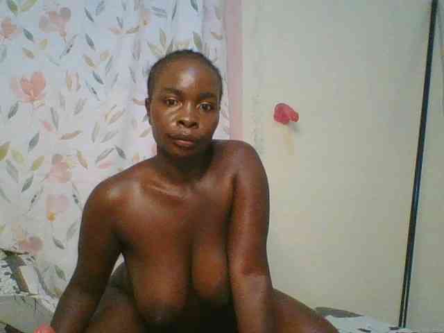 Bigbootydimples webcam