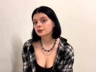 HyonStrausberg Porn Show