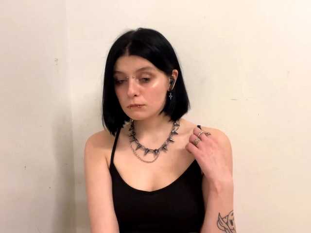 HyonStrausberg's BongaCams show and profile