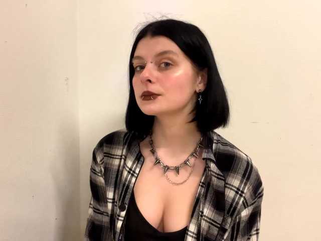 HyonStrausberg's BongaCams show and profile