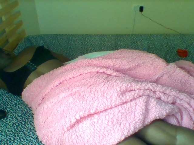 Spicyebony's BongaCams show and profile