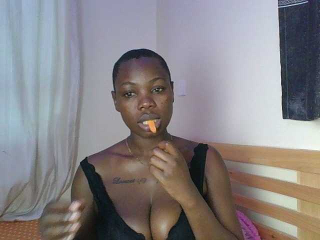 Spicyebony's BongaCams show and profile