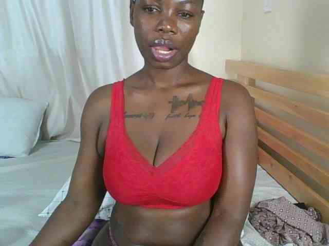 Spicyebony Live Webcam on BongaCams