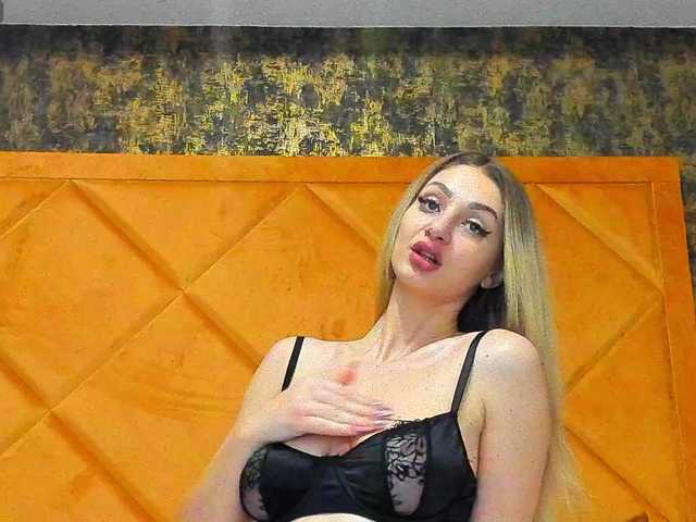 PatriciaStorm's BongaCams show and profile