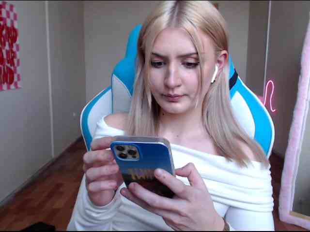 LizzyCumm webcam