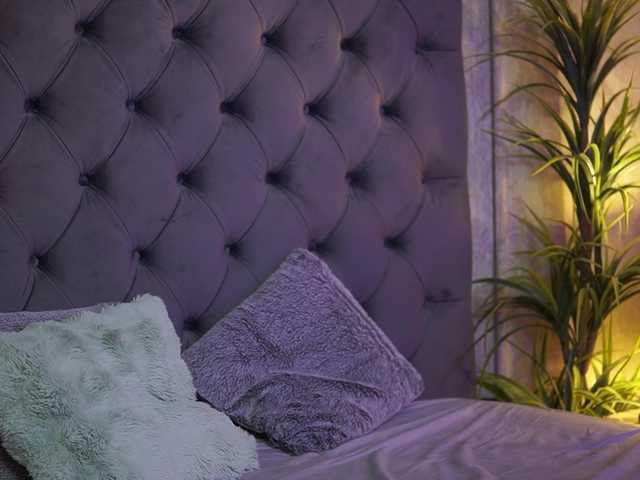 CallieDoll's BongaCams show and profile