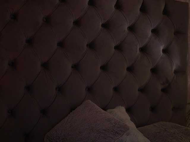 CallieDoll's BongaCams show and profile